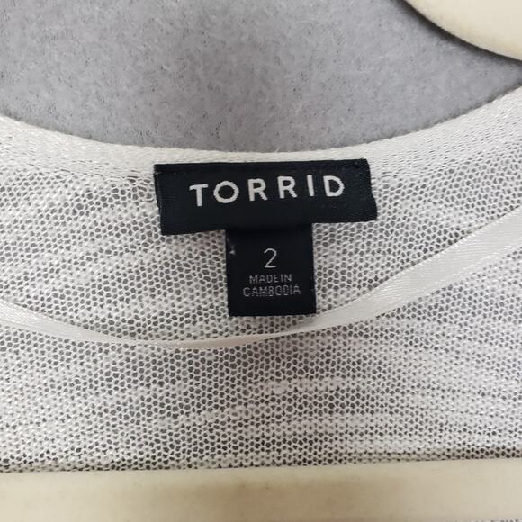 Torrid Size 2X Loose Knit Waterfall Cardigan Cream Semi Sheer Lightweight Layer - Picture 2 of 5